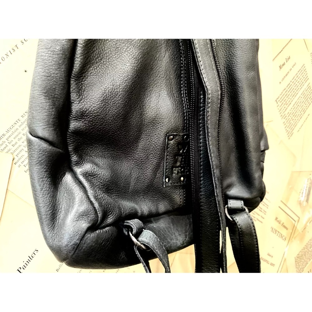 Free People We The Free Sparrow Convertible Sling Bag Shadow Carbon Gray - Picture 7 of 11